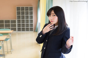 Kasugano Yui showing panties in class and showing off her ass
