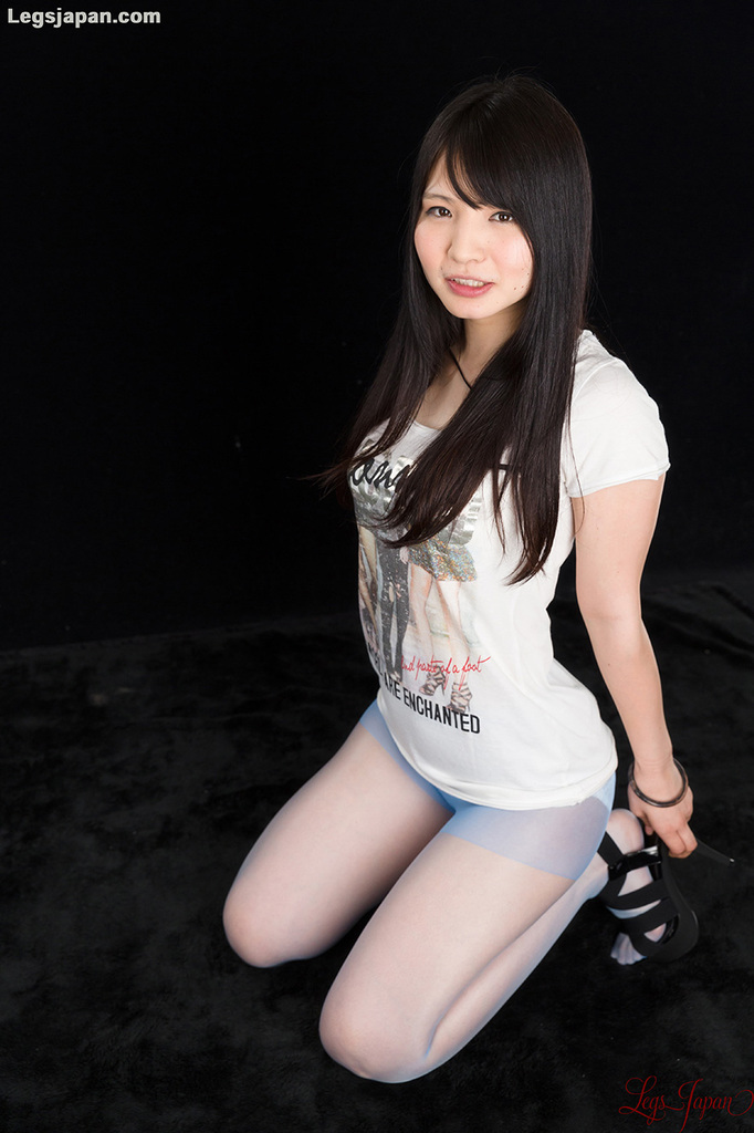 Iori sana kneeling down long hair over her chest wearing tshirt in pantyhose hands on her high heels