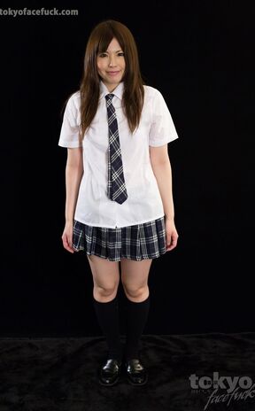 Student Shirohane Aina face fucked wearing bondage chain